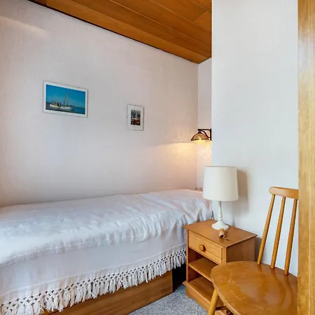 Ferienhaeuser Ella Walter - Efeuhaus Appartement Nordstrand